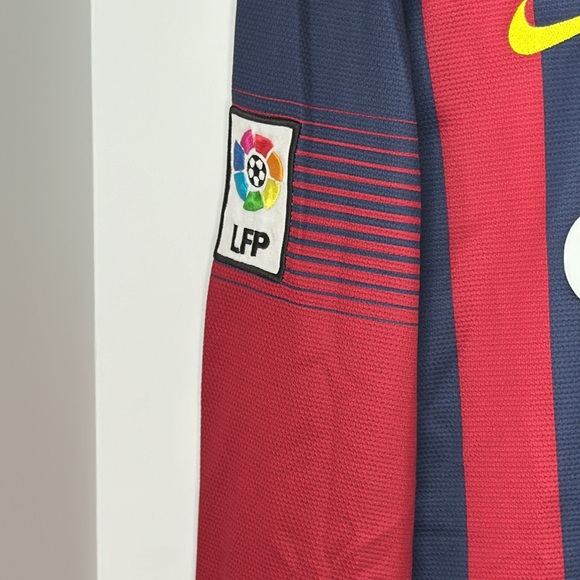 Authentic Barcelona (Spain 🇪🇸⚽️) Jersey Long Sleeves - Picture 3 of 8